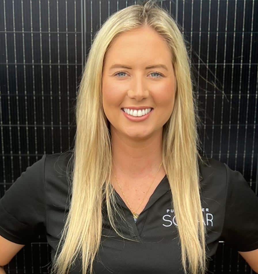 Image of Project Manager, Lindsay Hartnett from Pure Power Solar